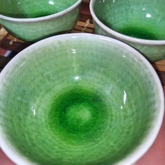 美濃焼　瀬戸焼　愛陶窯　緑彩　煎茶揃　素晴らしい貫入　直径9.5㎝　高さ5.2㎝の画像