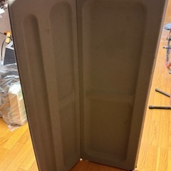 カングー1のトノボード、サンシェードの画像