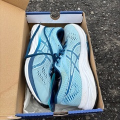 アシックス　シューズ　レディース　24cmの画像