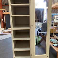 食器棚の画像