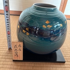 花九谷焼　　花瓶の画像