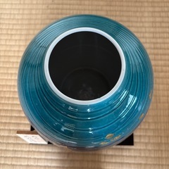 花九谷焼　　花瓶の画像