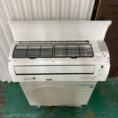 K07007 中古エアコン ダイキン 2021年製 主に10畳用 冷房能力 2.8KW / 暖房能力3.6KWの画像