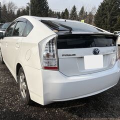 コミコミ価格！！　プリウス！！S！！　車検令和８年６月！！の画像