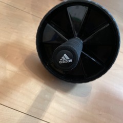 adidas 腹筋ローラーの画像
