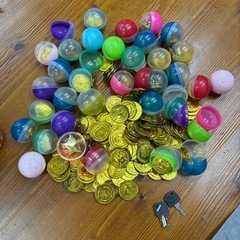 ガチャガチャ　店舗　カプセルトイの画像