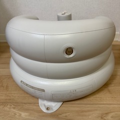 Richell リッチェル　ふかふかベビーチェア　　ベージュ  ベビー用バスチェア　ベビー用品の画像