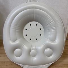 Richell リッチェル　ふかふかベビーチェア　　ベージュ  ベビー用バスチェア　ベビー用品の画像