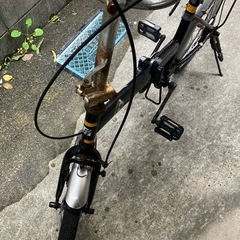 折りたたみ自転車の画像