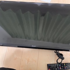 シャープ32型テレビの画像