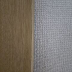 ホームセンターで購入した棚板1枚の画像