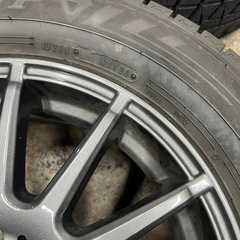 195\65r15 91Qスタッドレスタイヤ2023年製とプリウス30、50用のホイール4本の画像