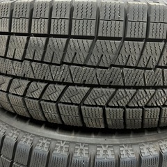 195\65r15 91Qスタッドレスタイヤ2023年製とプリウス30、50用のホイール4本の画像