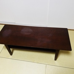 ちょっとオシャレなテーブルの画像