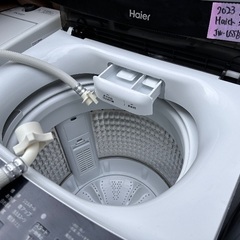 🟧洗濯機番号86 Haier 2023年製【高年式 多機能5.5kg】大阪府内全域配達無料 設置動作確認込み 保管場所での引取は値引きしますの画像