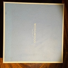 WEDGWOOD WILD STRAWBERRY 皿の画像