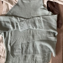 茶ワンピースと白ワンピース4点200円の画像