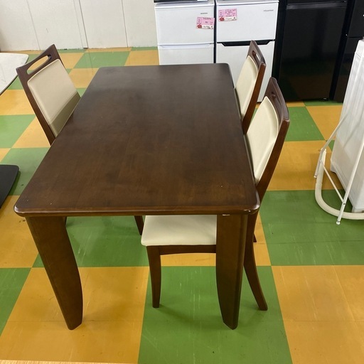 R113  ダイニングセット　椅子三脚