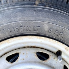 スタッドレスタイヤ　4本　　軽トラックの画像