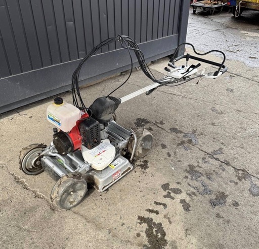 A-244△ v 岐阜発/ アグリップ/ スパイダーモア/ SP850A/ 草刈機/ 実動 動画実演は行なっておりません/ 現状品/ 管20s/ R7.10/21 △