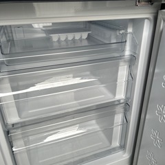 Haier単身用冷蔵庫2025年製の画像