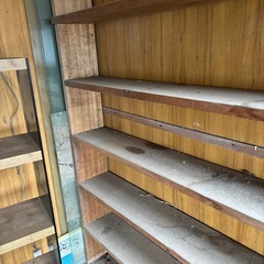 めっちゃ頑丈で収納量タップリな木の棚　自作の画像