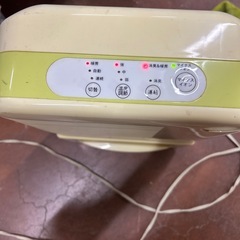 セラミック消臭ヒーターの画像