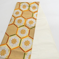 袋帯 正絹 金糸銀糸 金色ｘ緑色ｘオレンジ色 ゴールド系 亀甲に華文紋様 六通柄 フォーマル 礼装 長さ432cm【中古】 【キモノオフ野々市若松店】の画像