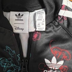 adidasオリジナル　ディズニーコラボの画像