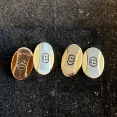 GUCCI カブスボタンですの画像