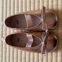 H&M ベビーシューズ（23サイズ）の画像