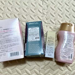 キューティクルオイルやボディクリームのセットの画像