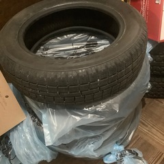 スタッドレスTOYO155/65R14の画像