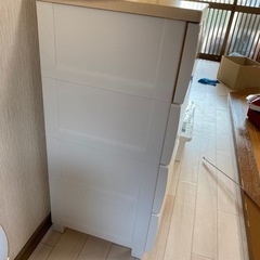 中古　美品　4段　収納　タンス　ホワイト　の画像