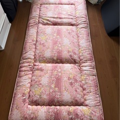 シングルマットレス、布団一式
の画像