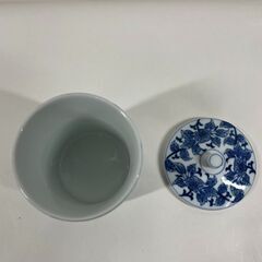 有田焼 琴峰作 網目透かし 湯呑 蓋付 湯飲み 直径8.5cm×高さ11cmの画像