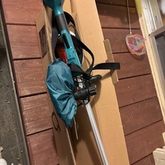 マキタ製草刈機　草刈り機　バッテリー別売の画像