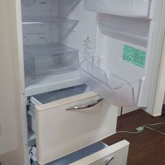 『✨余裕の２６５㍑タイプ✨』日立冷凍冷蔵車 ◑R−S27CMV7の画像