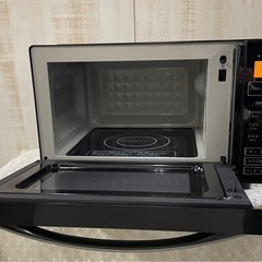 J646 ⭐️ニトリ　フラット電子レンジ　2018年製の画像