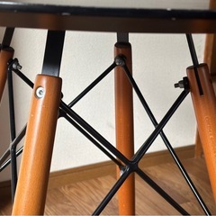 カフェテーブルの画像