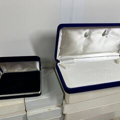 未使用 アクセサリーケース 44個セット 色々 ネックレス イヤリング ジュエリーショップ 貴金属店 店舗 業務の画像