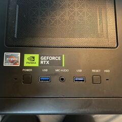 ゲーミングPC、ディスプレイ・周辺機器込みの画像