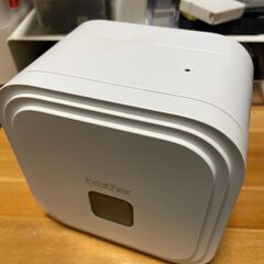brother ブラザー ラベルライター ピータッチキューブ PT-P910BT (スマホPC対応/3.5mm-36mm幅/TZeテープ/) TZe互換テープ不要分 付きの画像