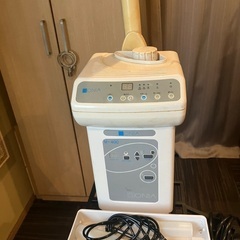 スチーマー使用感あり、黄ばみありですが無償でお渡しできます。の画像