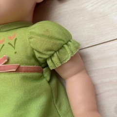 アナと雪の女王 幼少期のアナの人形青い目のドールの画像