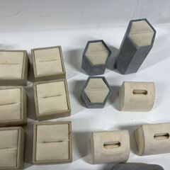 未使用 指輪ケース リングケース 83個セット 展示 ジュエリーショップ 貴金属店 店舗 業務の画像