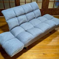 美品 ニトリ☆リクライニング２Pソファ☆布張り☆格安☆サイド完全フラット 足取り外し可能の画像