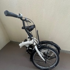 今日限定！折りたたみ電動アシスト自転車 TRANSMOBILLY ホワイト E_BASIC [変速無し /20インチ] E_BASIC  の画像