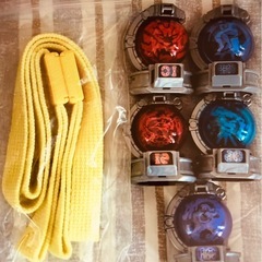 🔴緊急投稿！早い者勝ち！キュータマシリーズＤXリュウツエーダー，ガブガブ変身銃､必殺技！お譲り致します｡の画像