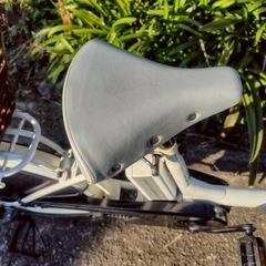 YAMAHA 電動アシスト自転車　充電器付き　後ろカゴ付き！
の画像